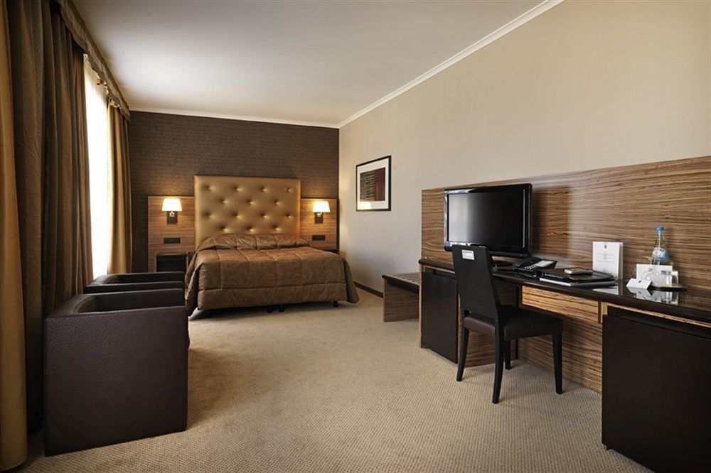 Hyllit Hotel Amberes Habitación foto
